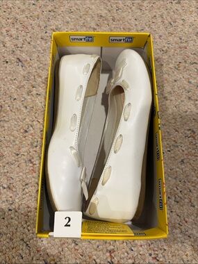 smartfit Girls' White Mary Jane Flats with Cutout Ribbon Detail